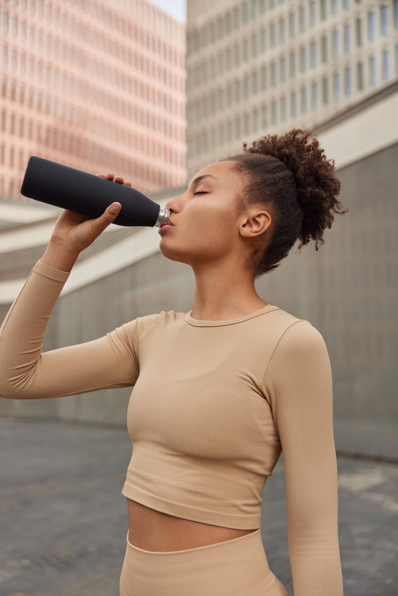 daily water bottle intake